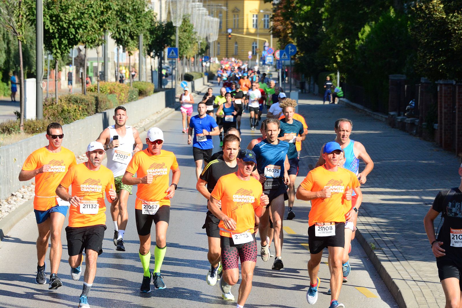 Cerbona Fehérvár Félmaraton: több százan futottak a belvárosban